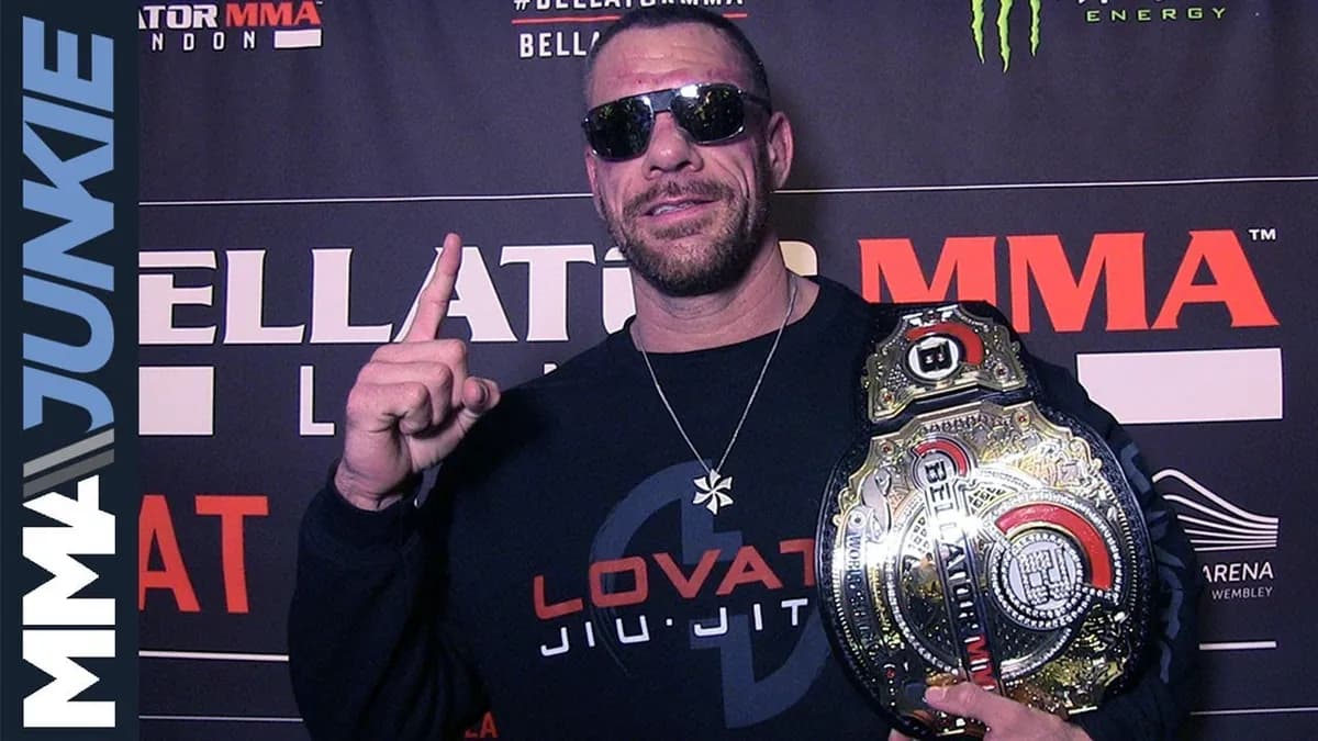 Lovato Jr, ex-champion du Bellator, fait ses débuts en lutte universitaire à 42 ans