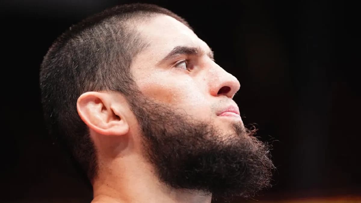Islam Makhachev: "Ma carrière aurait pu être différente sans cette défaite"