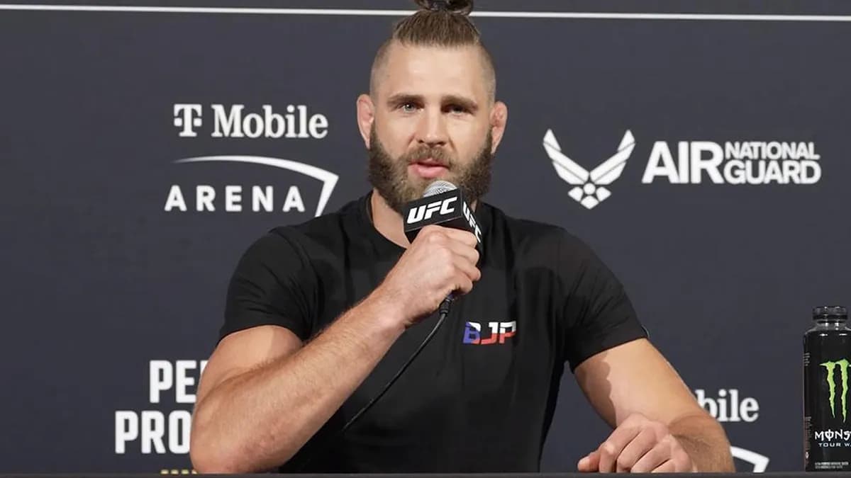 Prochazka: Stratégie de pression pour vaincre Ulberg à l'UFC 303