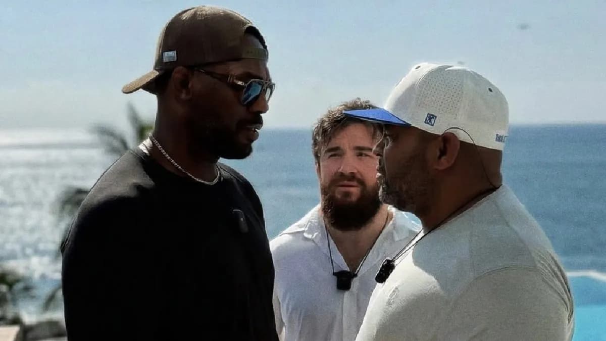 Quand les Rivaux de Jon Jones Prennent Son Parti contre le UFC