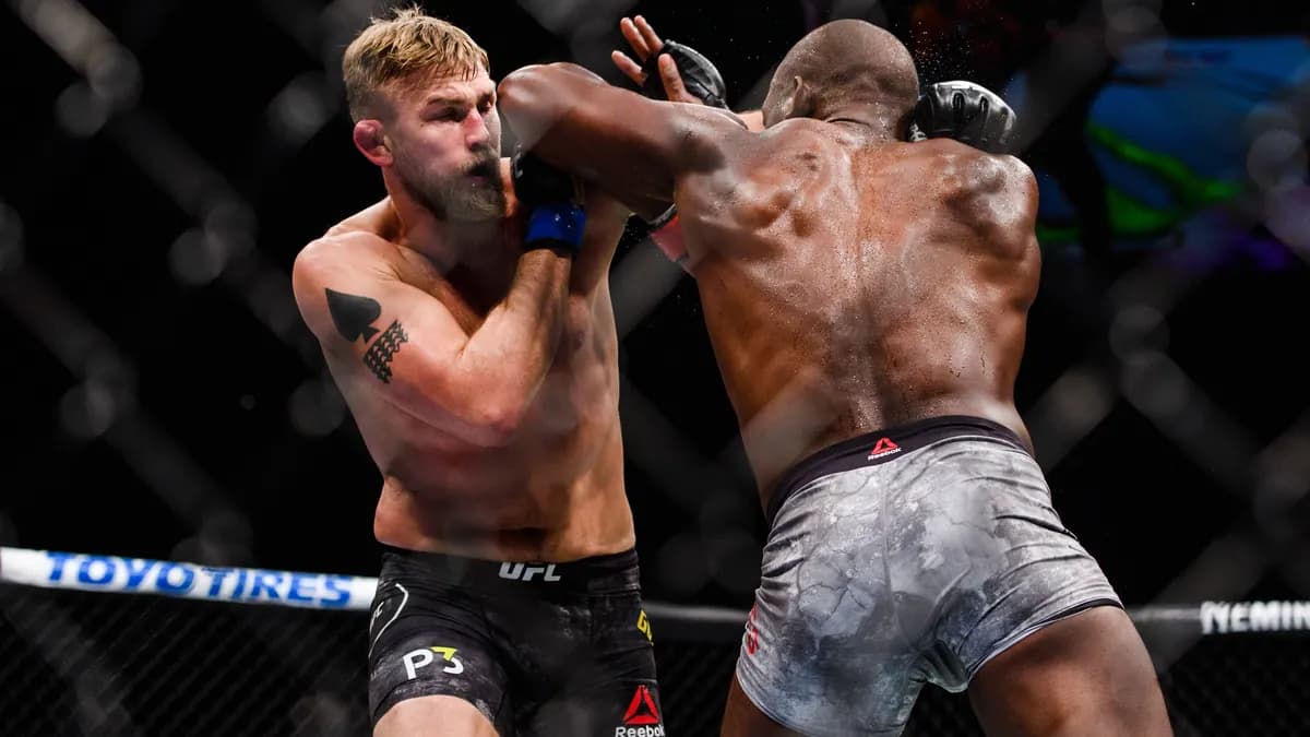 Un KO historique : Gabriel Peinado frappe deux fois de dos et marque l'histoire du MMA