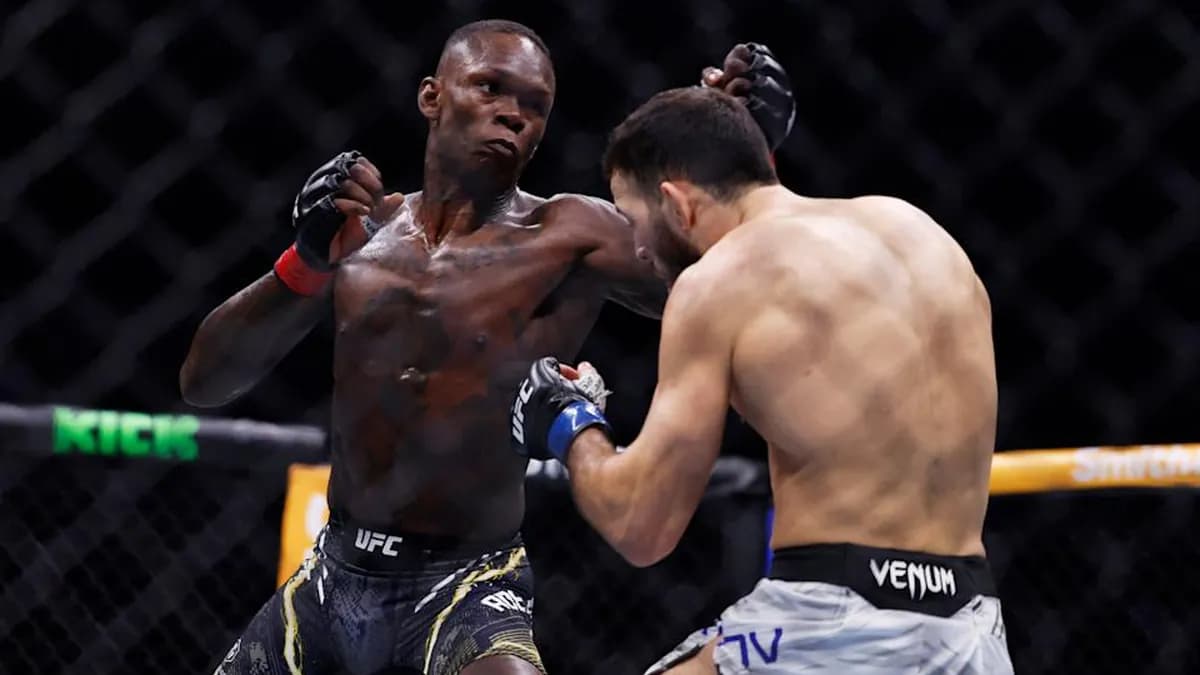 Israel Adesanya face à la crise : Daniel Cormier l'exhorte à ne pas raccrocher les gants