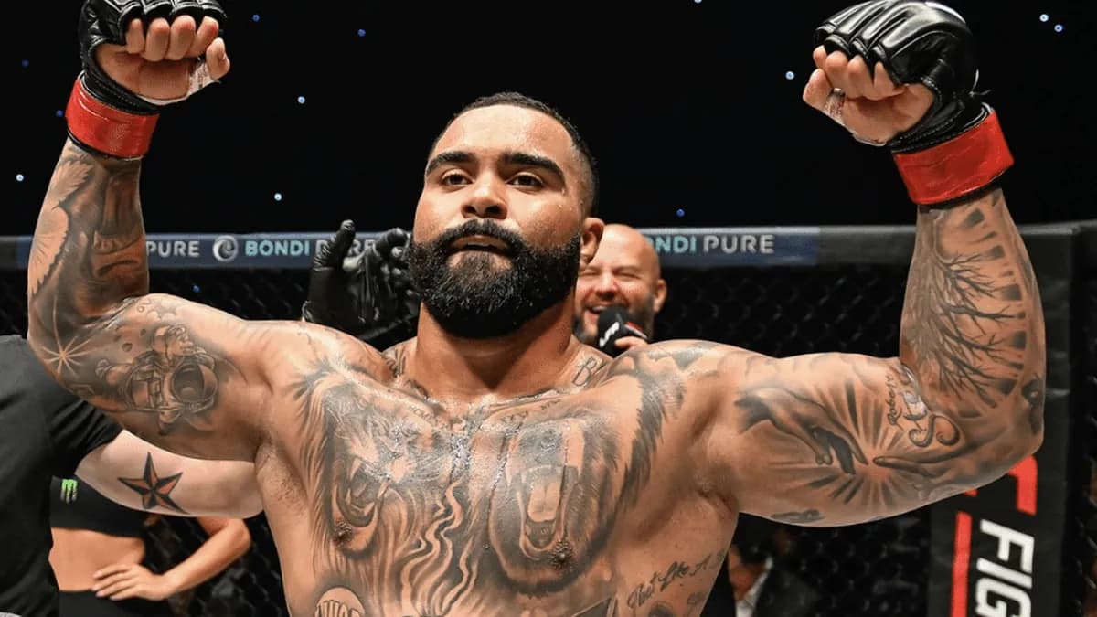 Le médaillé d'or olympique en lutte fait ses débuts explosifs à l'UFC 329 : enjeux, adversaires et défis pour ce géant en transition