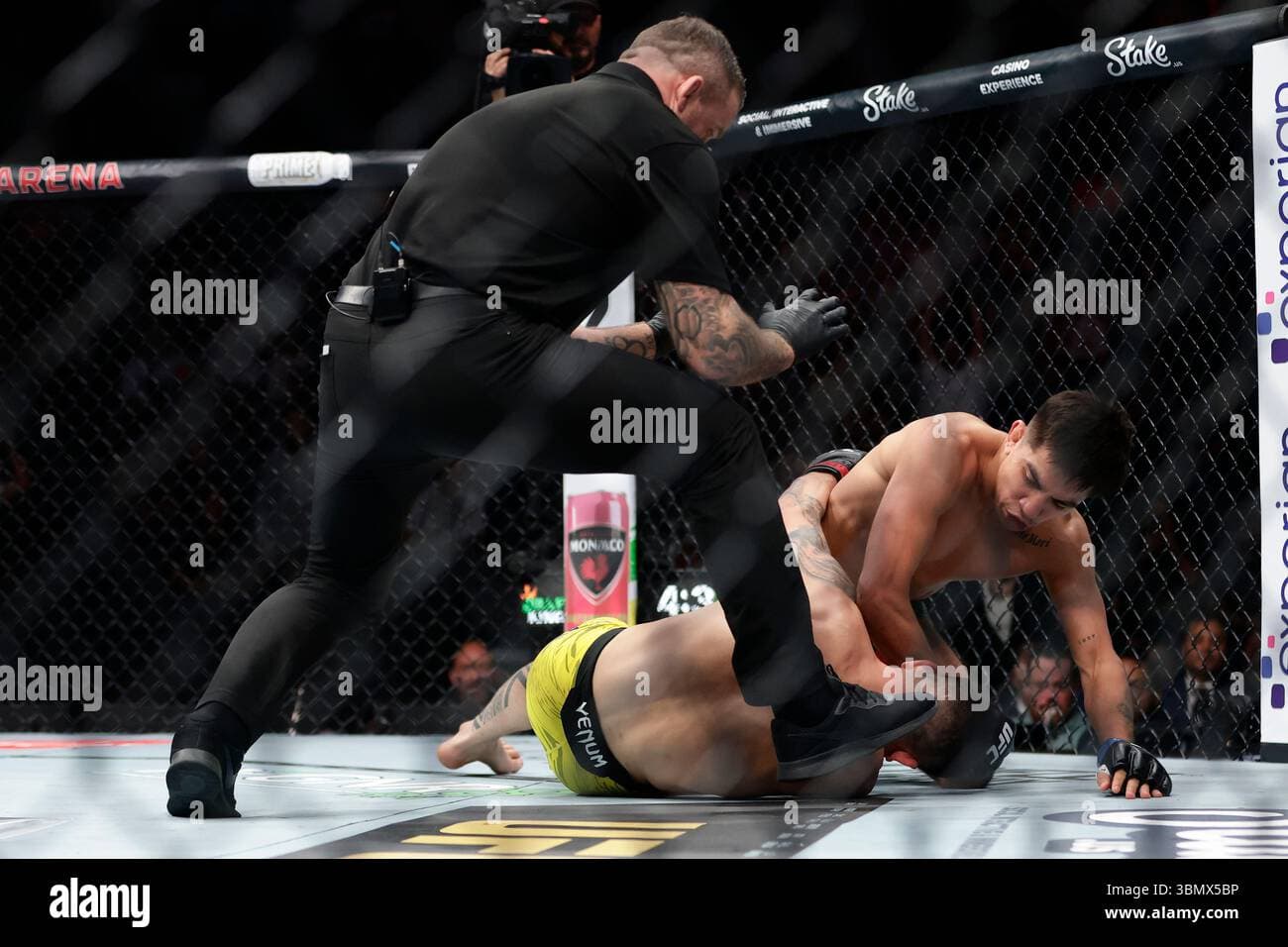 Week-end légendaire : UFC Silva vs. Delgado et boxe historique à Las Vegas Week-end légendaire : UFC Silva vs. Delgado et boxe historique à Las Vegas