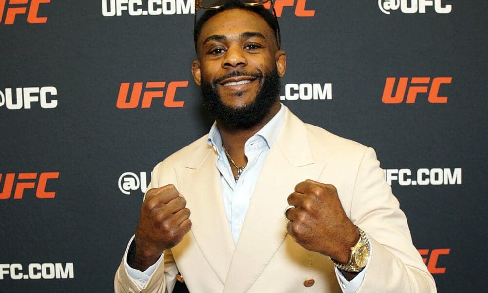 Sterling vs Silva : La guerre psychologique avant l'UFC 335 Sterling vs Silva : La guerre psychologique avant l'UFC 335