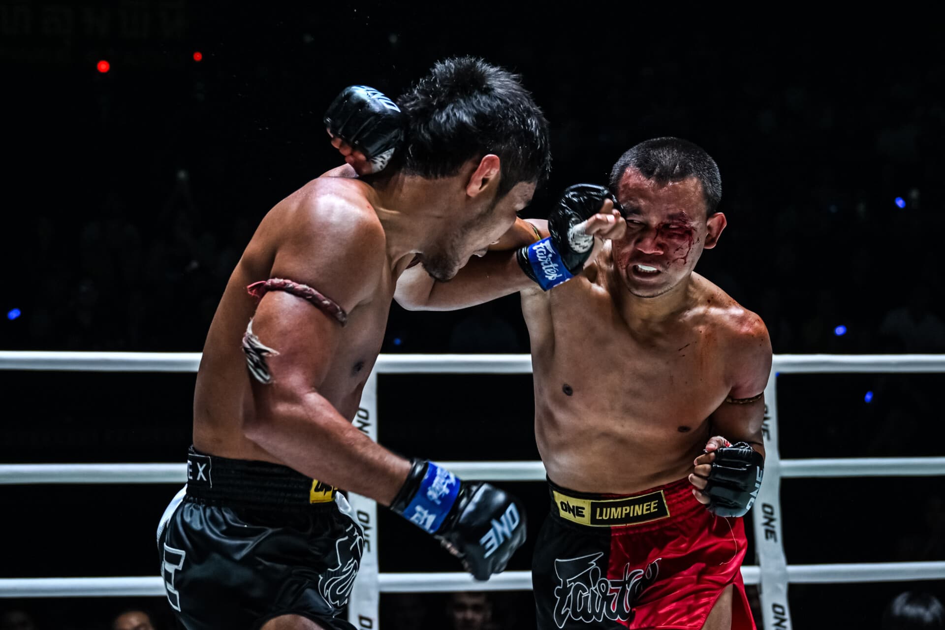 Seksan Kwanmuang : Un combat légendaire pour clore une carrière au Lumpinee face à Elbow Zombie Seksan Kwanmuang : Un combat légendaire pour clore une carrière au Lumpinee face à Elbow Zombie