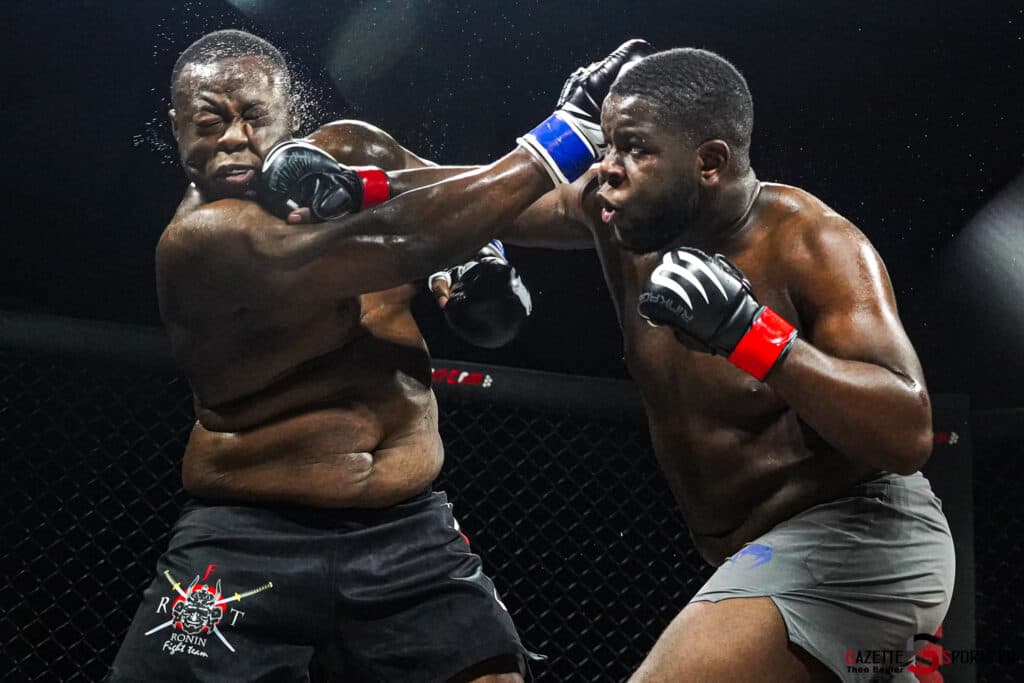 FAME 32 : 9 combats légendaires en boxe, MMA & kickboxing à Radom ce 29 août FAME 32 : 9 combats légendaires en boxe, MMA & kickboxing à Radom ce 29 août
