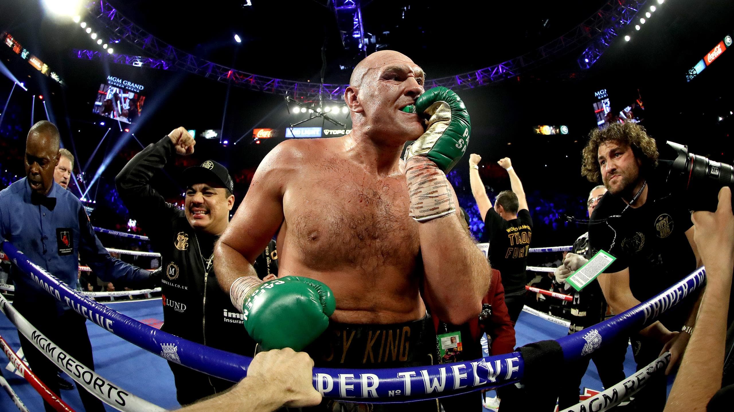 Fury vs Joshua : Hearn et White s’affrontent pour le combat légendaire Fury vs Joshua : Hearn et White s’affrontent pour le combat légendaire