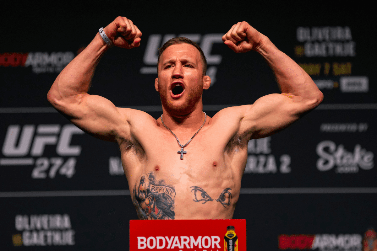 Justin Gaethje : Le champion légers à choisir entre légende et fin de carrière Justin Gaethje : Le champion légers à choisir entre légende et fin de carrière