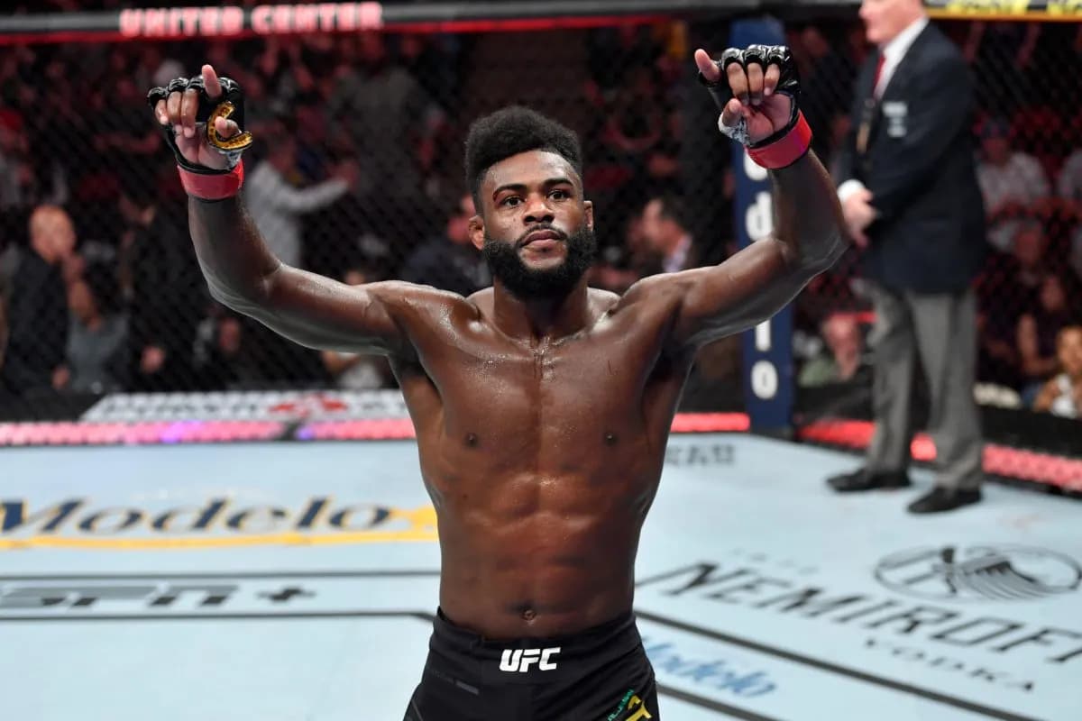 Aljamain Sterling veut le titre UFC poids plumes : Silva, son rival idéal en décembre Aljamain Sterling veut le titre UFC poids plumes : Silva, son rival idéal en décembre