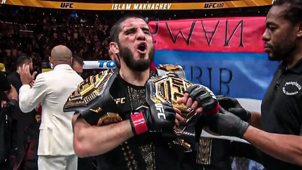 Ian Garry : "Makhachev mérite cette victoire, mais je reviendrai plus fort" - UFC 330 Ian Garry : "Makhachev mérite cette victoire, mais je reviendrai plus fort" - UFC 330