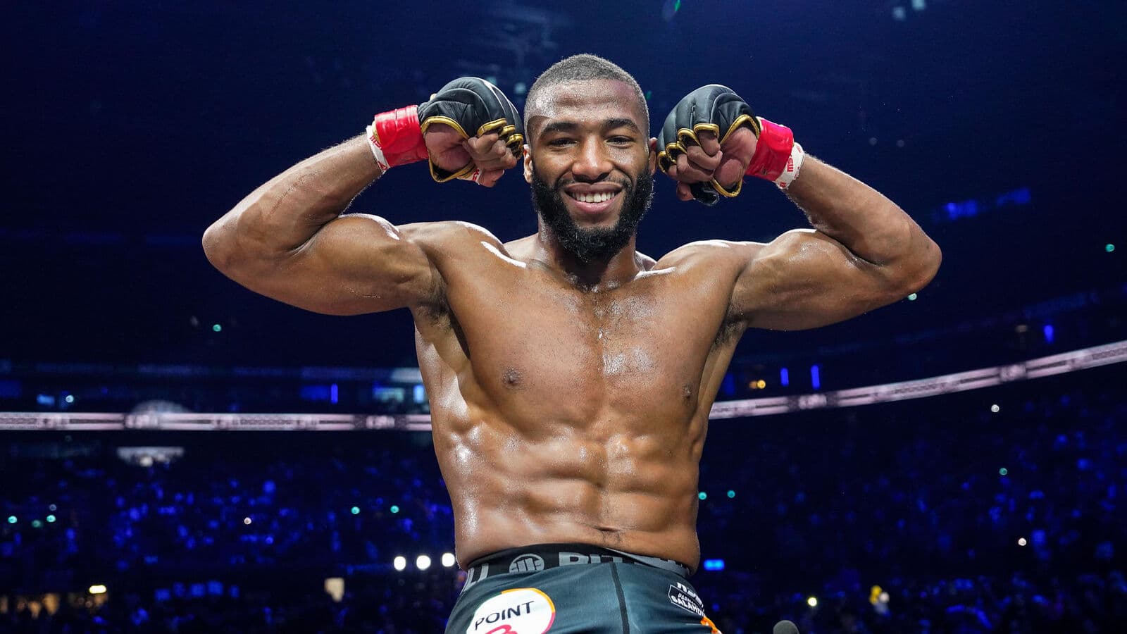Salahdine Parnasse : Le prodige français qui brille à l'UFC contre Dan Hooker Salahdine Parnasse : Le prodige français qui brille à l'UFC contre Dan Hooker