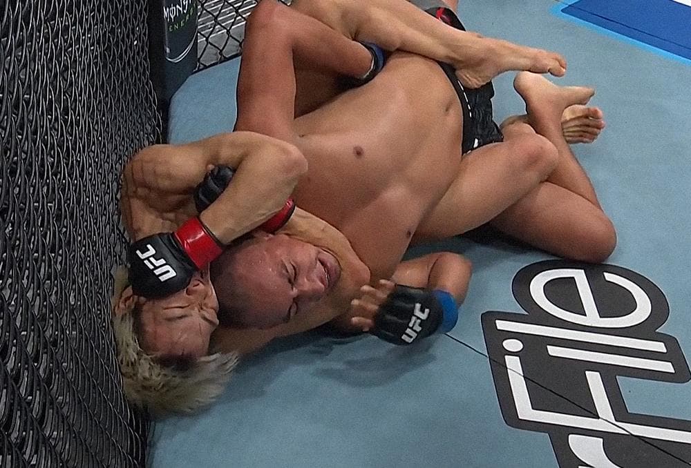 Tsuruya écrase Borjas en UFC : le Japonais en route vers le titre des poids mouches ? Tsuruya écrase Borjas en UFC : le Japonais en route vers le titre des poids mouches ?