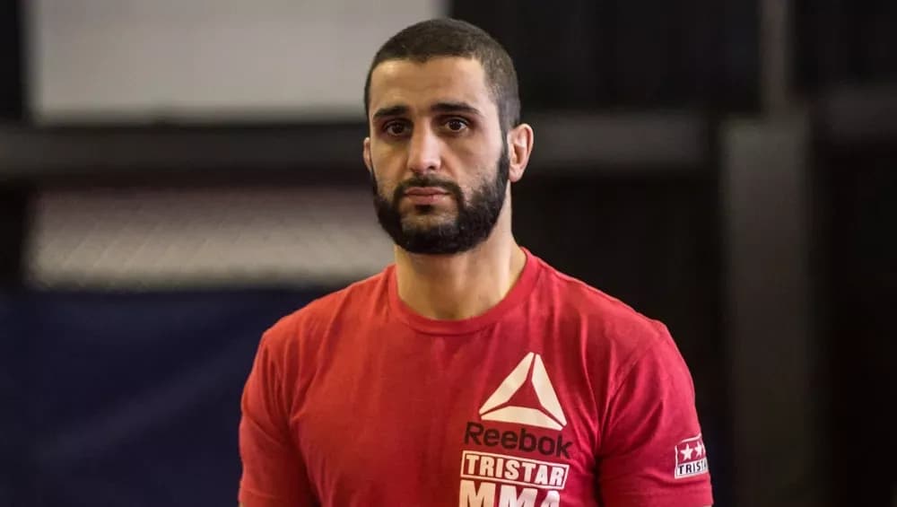 Robertson vs Zahabi : Le choc qui scelle leur rupture au MMA Robertson vs Zahabi : Le choc qui scelle leur rupture au MMA