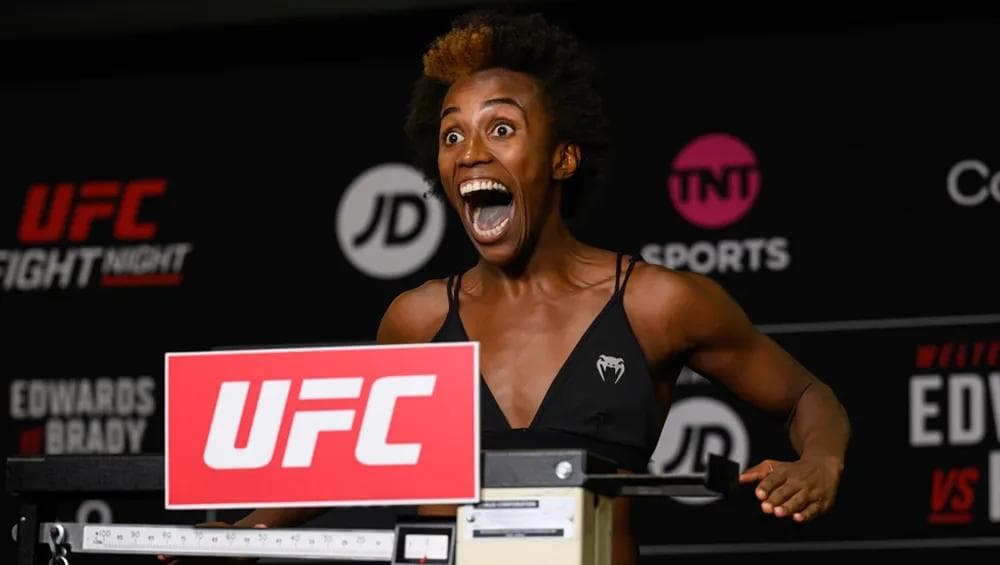Alexia "Burguesinha" s'impose en tête des classements poids-paille après UFC Vegas 120 Alexia "Burguesinha" s'impose en tête des classements poids-paille après UFC Vegas 120
