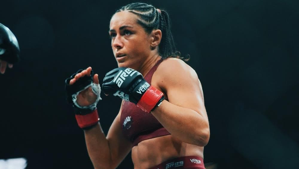 Delphine Benouaich affronte Sofia Montenegro à l'Accor Arena : la Française fait ses débuts en UFC Delphine Benouaich affronte Sofia Montenegro à l'Accor Arena : la Française fait ses débuts en UFC