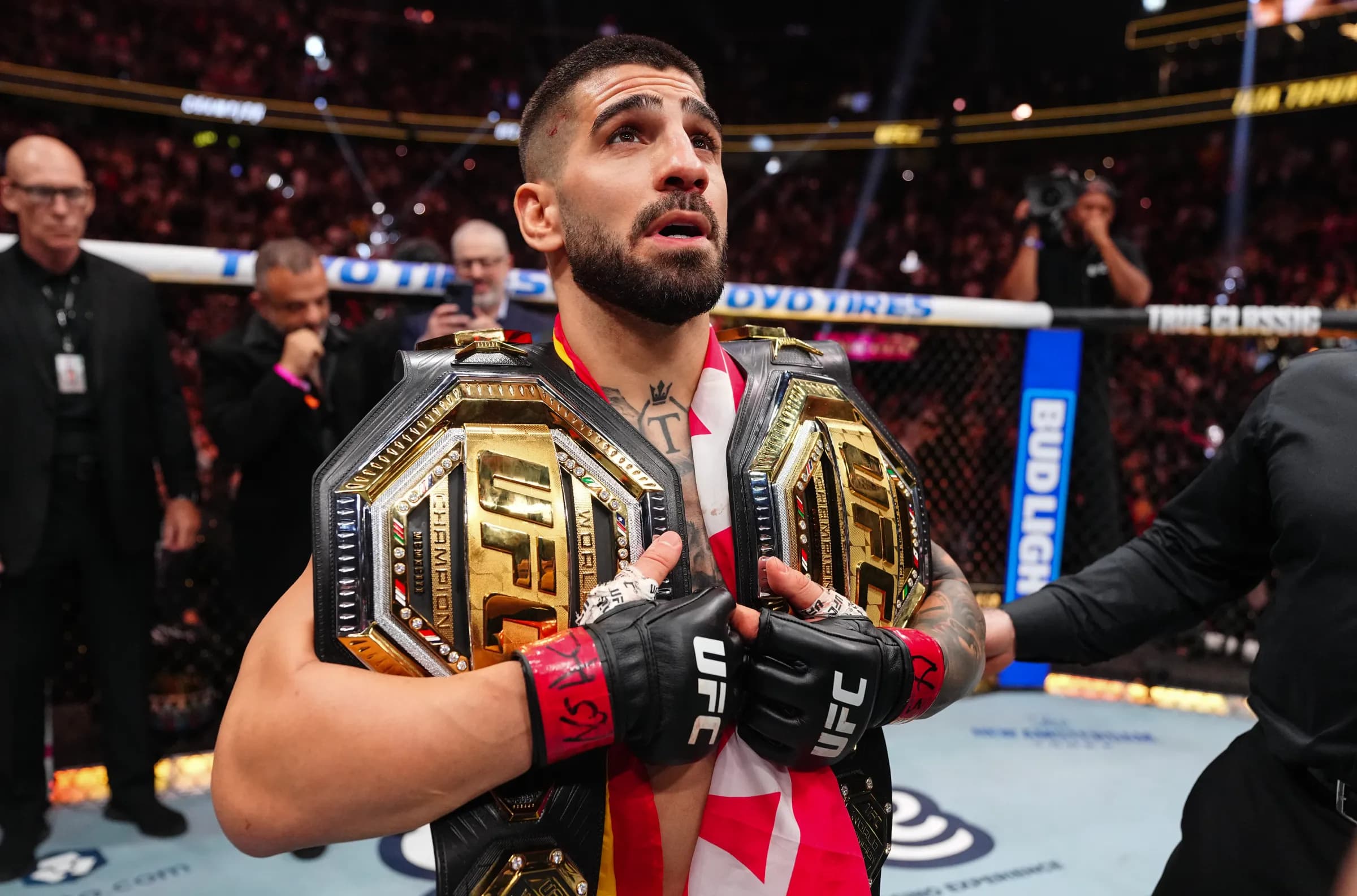 Rajabali Shaidullaev : Le Jeune Titan du MMA qui Domine Déjà Deux Ligues à 25 Ans Rajabali Shaidullaev : Le Jeune Titan du MMA qui Domine Déjà Deux Ligues à 25 Ans