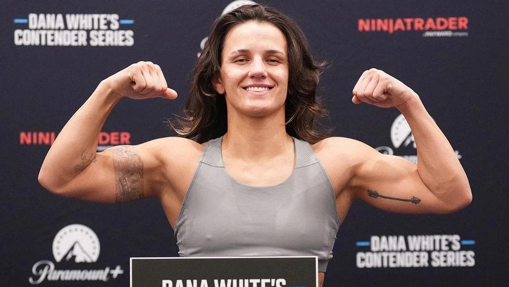 Bella Mir : Son retour après la défaite surprise dans DWCS 10 ! Bella Mir : Son retour après la défaite surprise dans DWCS 10 !